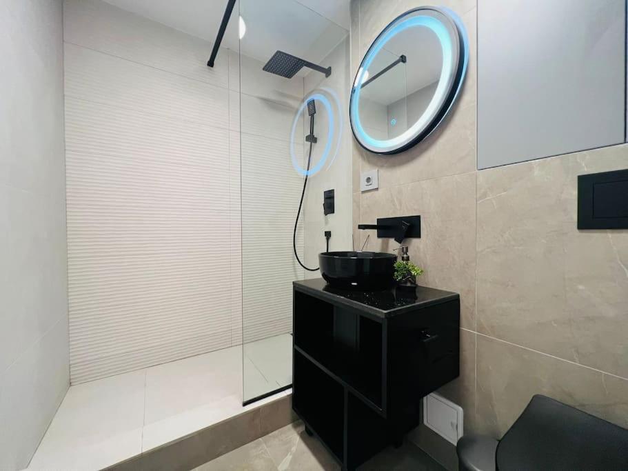 Impact Apartments Pitesti Bagian luar foto